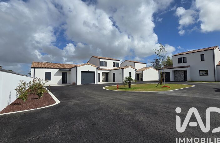 Vente Maison/villa 3 pièces — photo 2