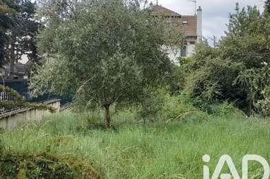 Terrain  360000 €
