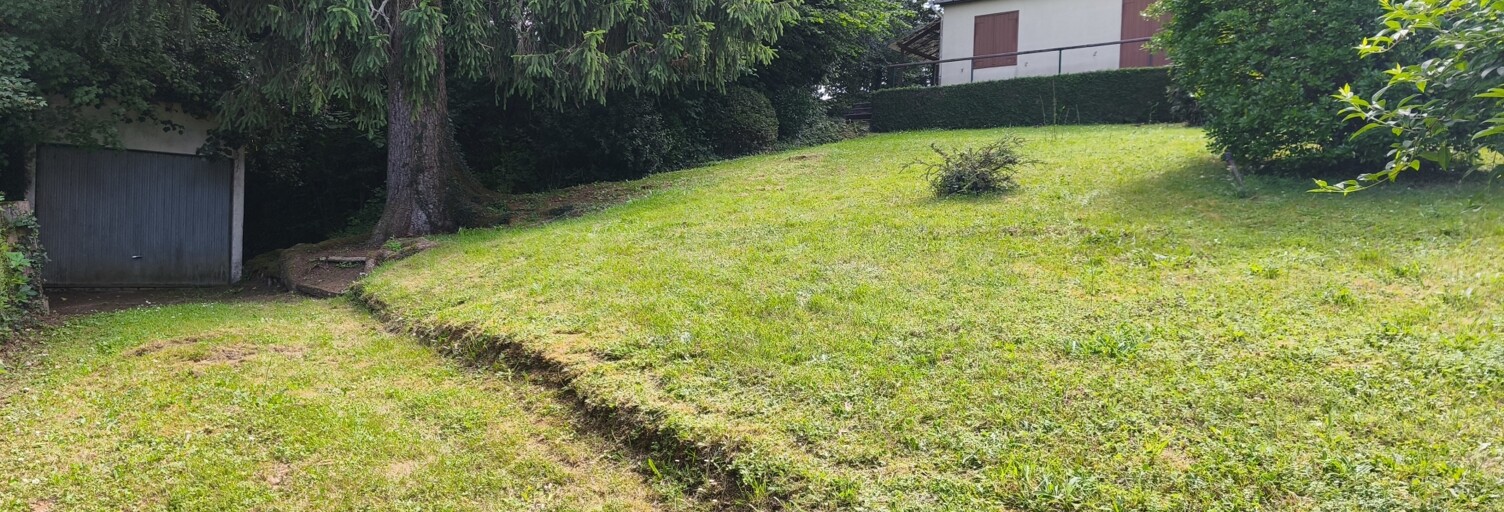 Terrain  1330 m² à vendre à Saint-Antoine-du-Rocher (37360)