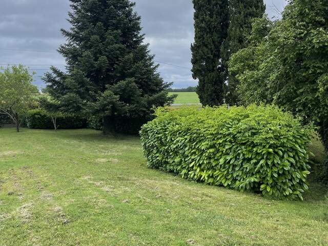 Vente Terrain à bâtir 887 m&sup2; — photo du bien
