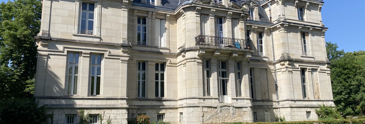 Immeuble  1200 m² à vendre à Châlons-en-Champagne (51000)