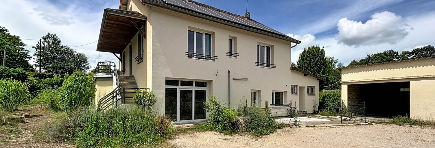Maison 8 Pièces 230 m² à vendre à Branges (71500)