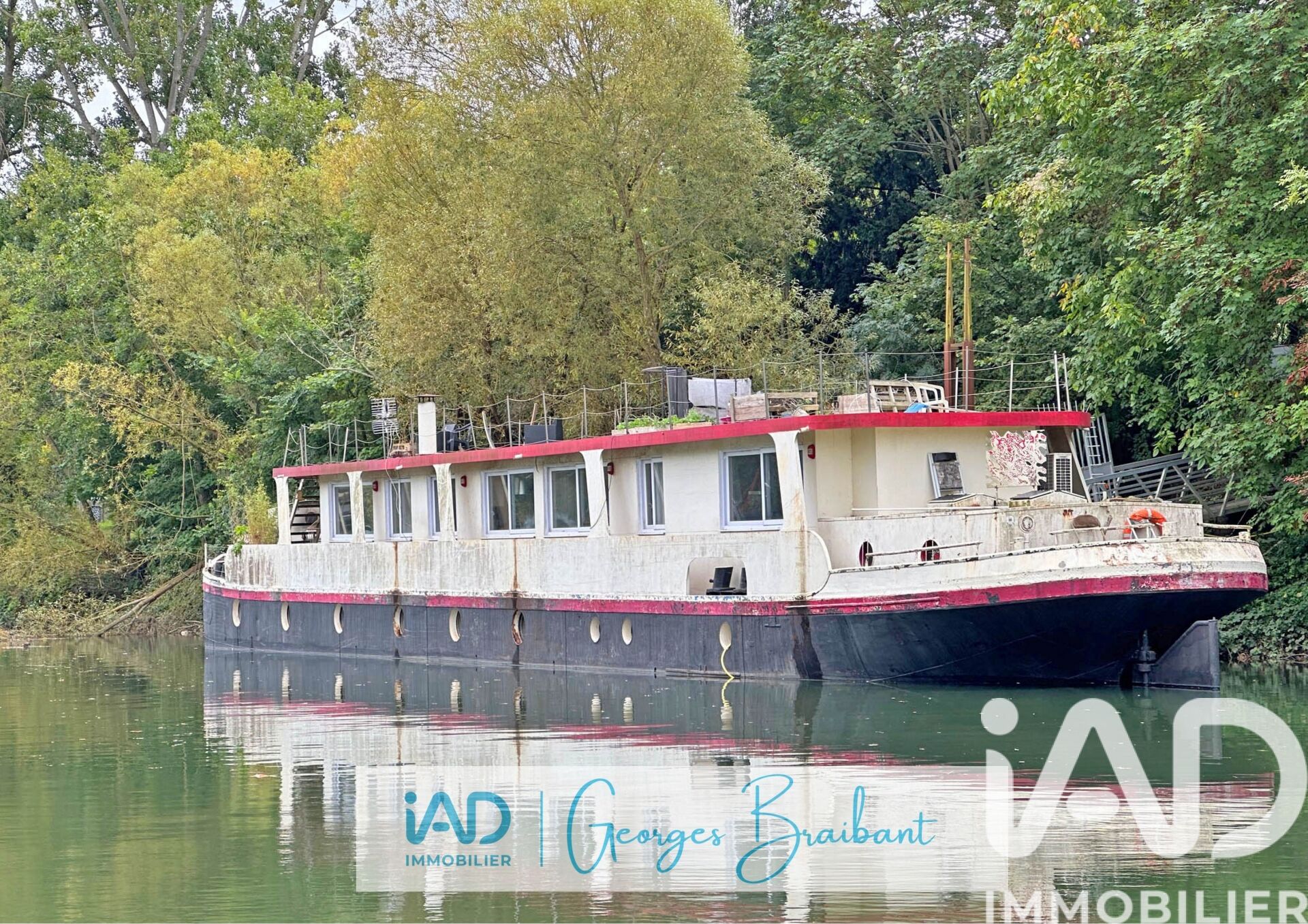 Poissy - 250m² - 8p. - 6ch.