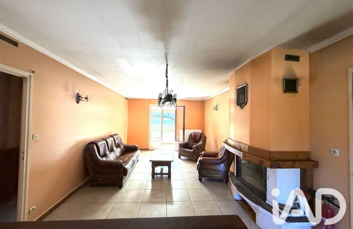 Vente Maison/villa 4 pièces — photo 2