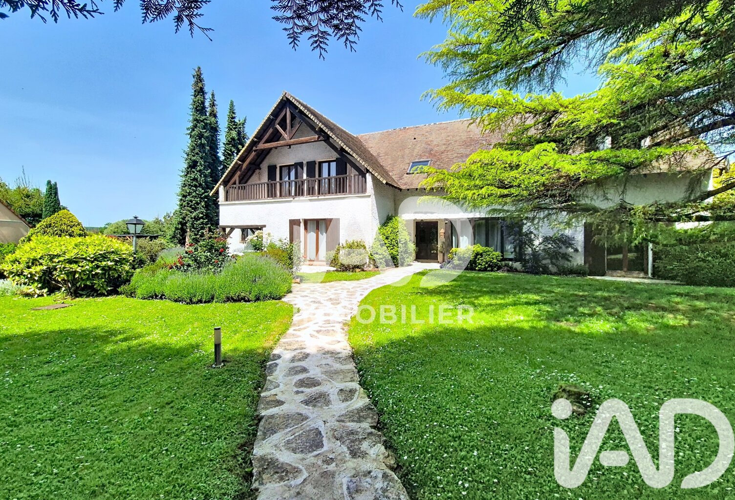 Vente Maison/villa 11 pièces — photo 1