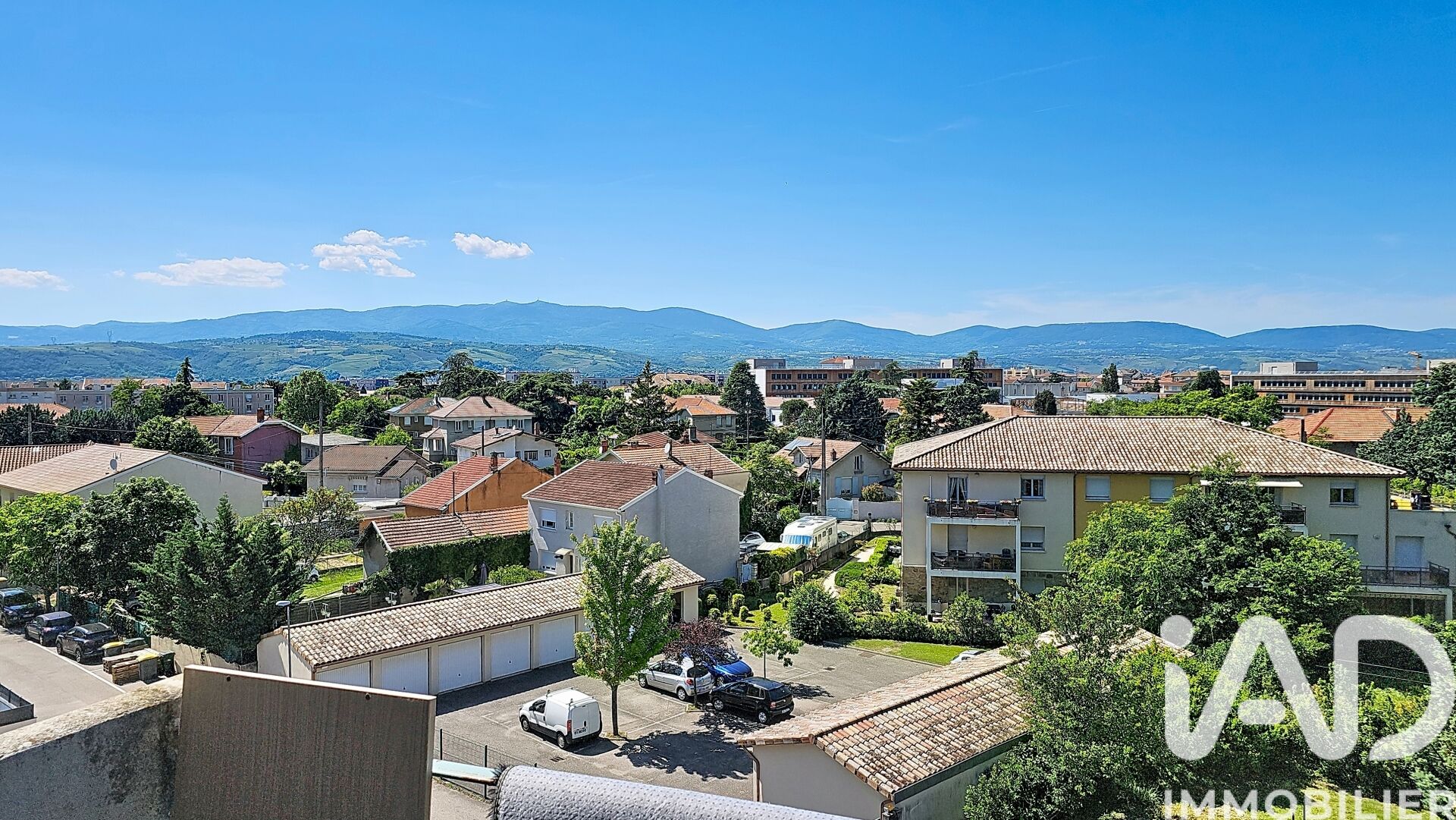 Appartement à louer, 3 pièces, 62 m², Roussillon