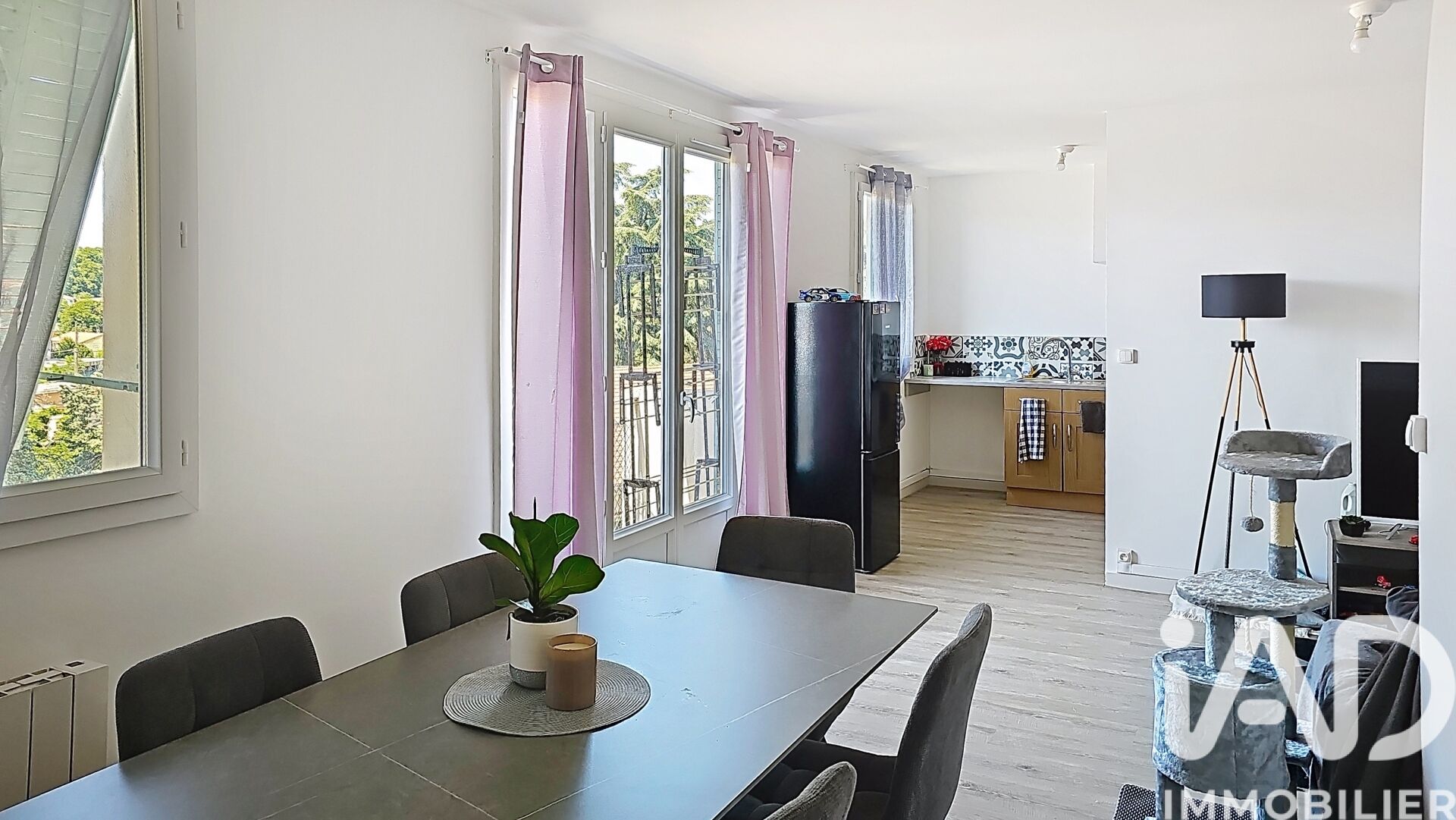 Location Appartement 3 pièces - Photo 2
