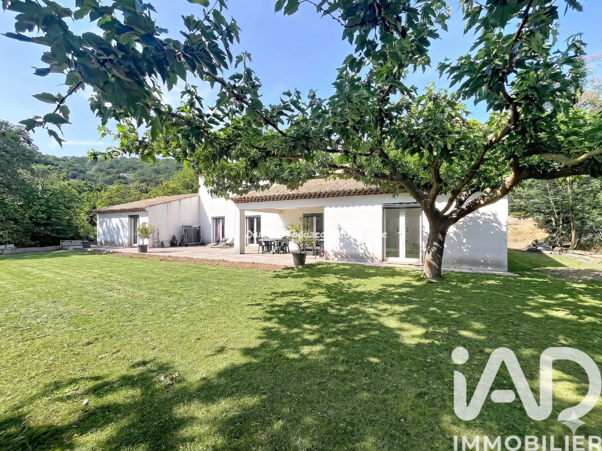 Vente Maison/villa 8 pièces - Photo 2
