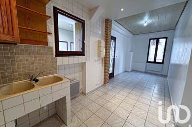 Appartement 2 pièces 872 €