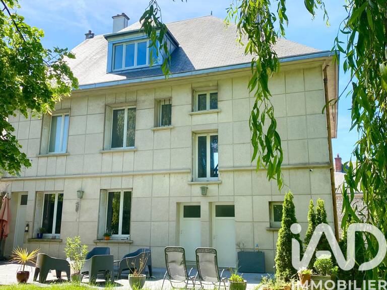 Vente Maison/villa 8 pièces — photo 1