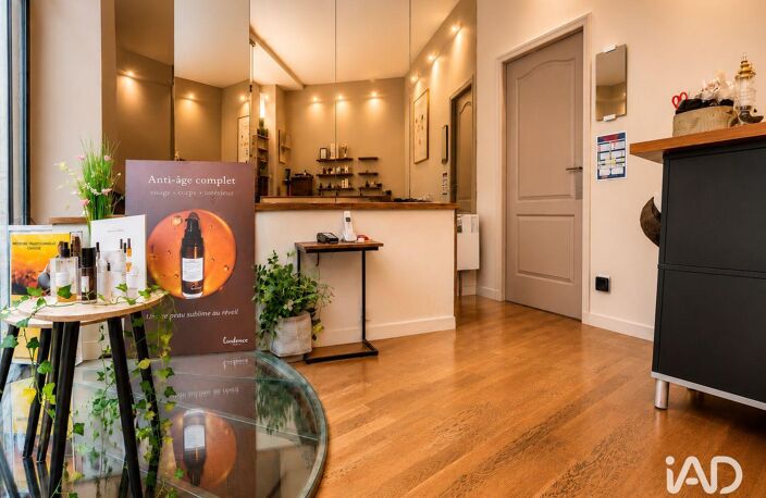 Vente Boutique/Local commercial 100 m&sup2; — photo 2