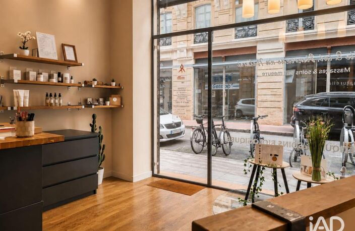 Vente Boutique/Local commercial 100 m&sup2; — photo 4