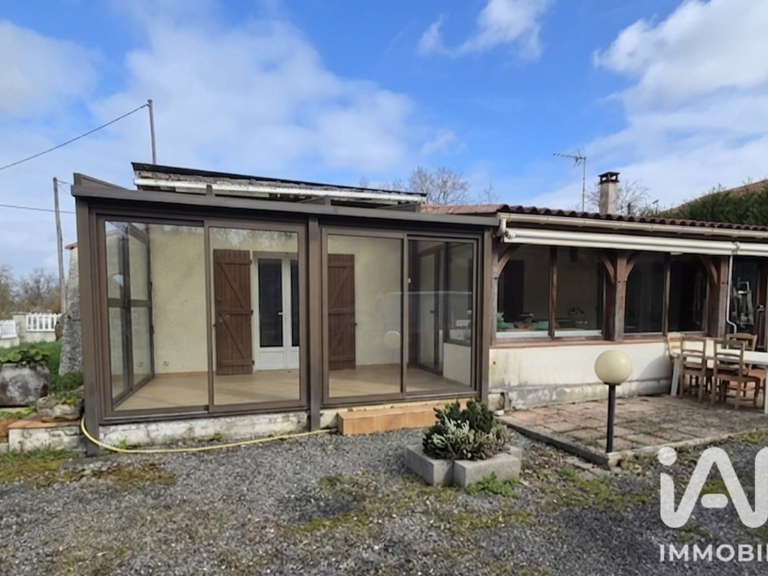 Vente Maison/villa 3 pièces — photo 1