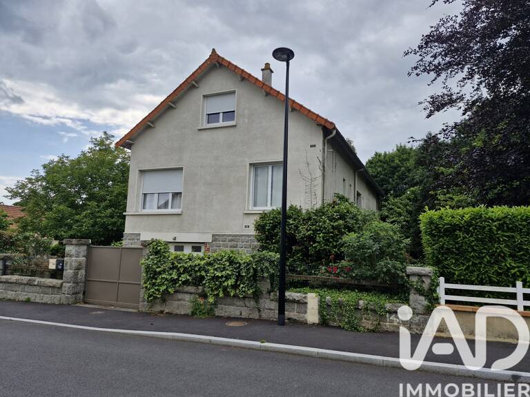Vente Maison traditionnelle 9 pièces — photo 1