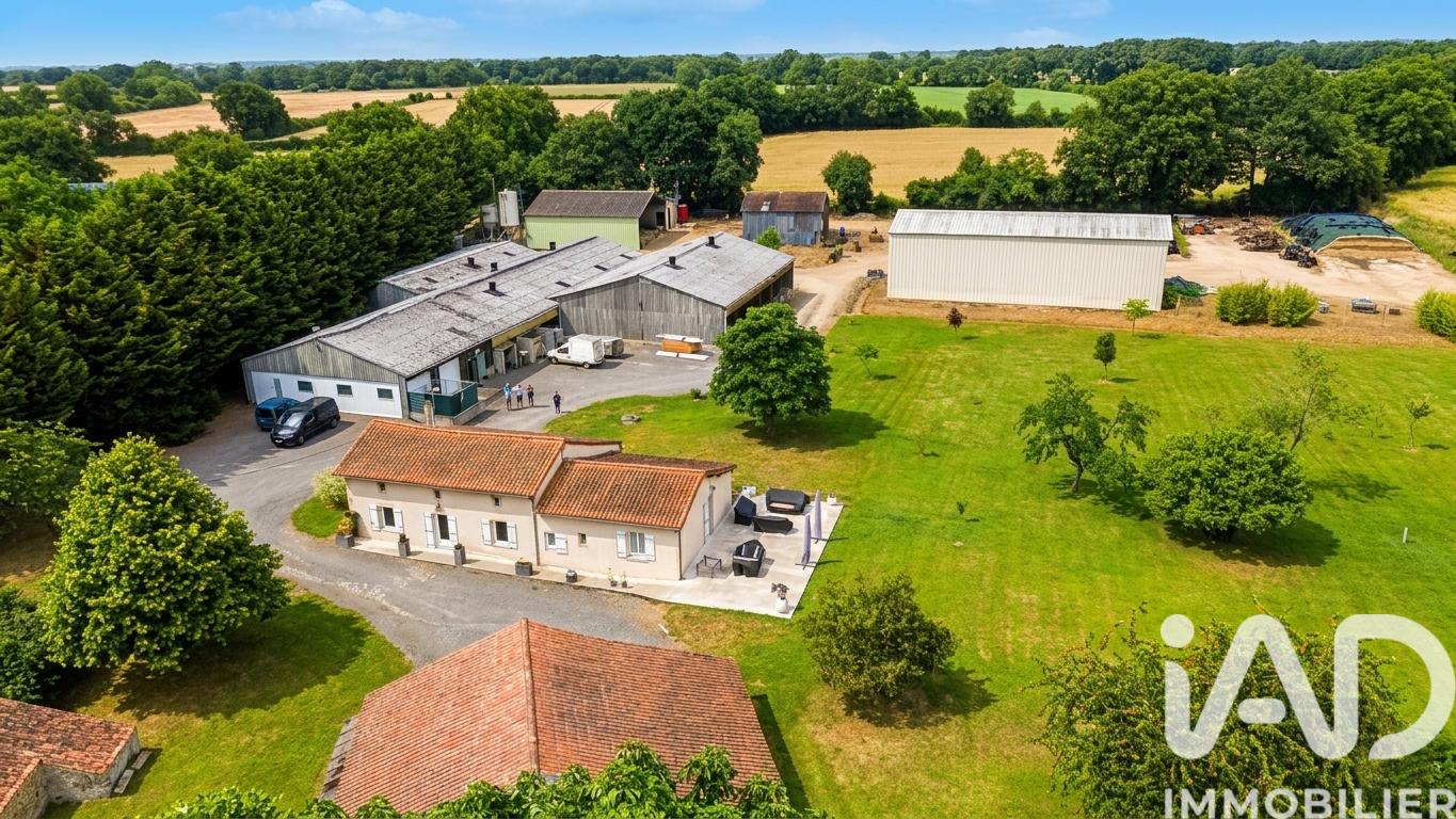 Maison à vendre, 5 pièces, 117 m², Vasles