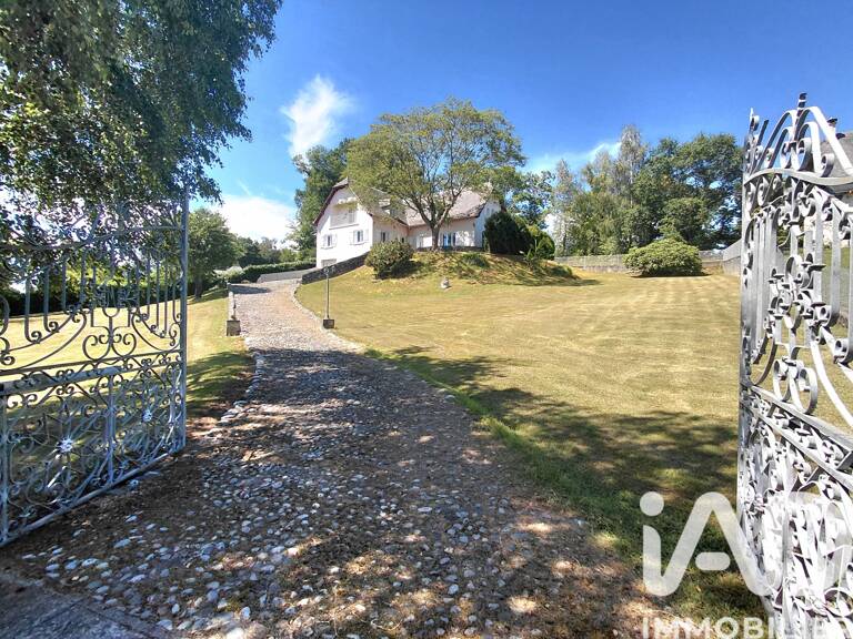 Vente Maison/villa 9 pièces — photo 1