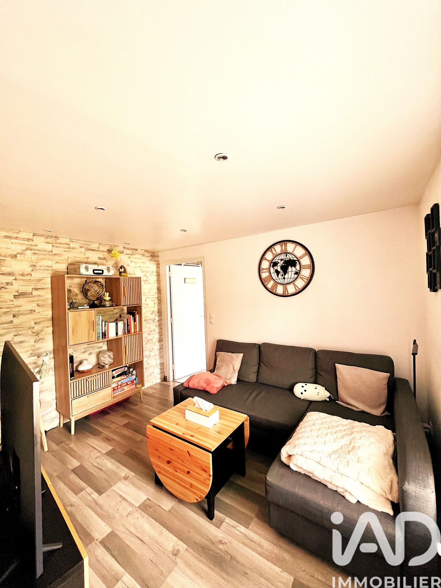 Photo 3