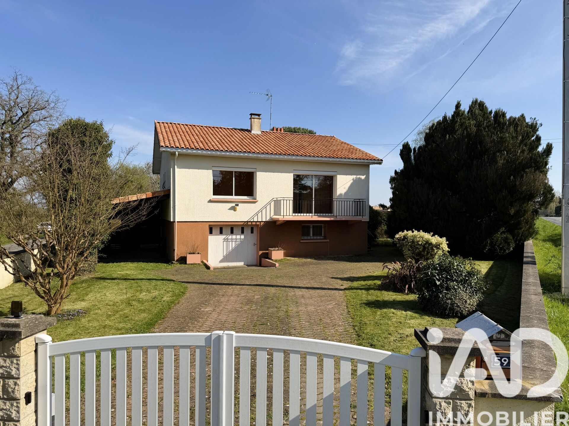 Parthenay - 83m² - 4p. - 2ch.