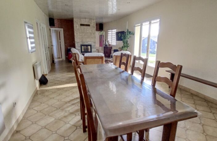 Vente Maison/villa 6 pièces — photo 3