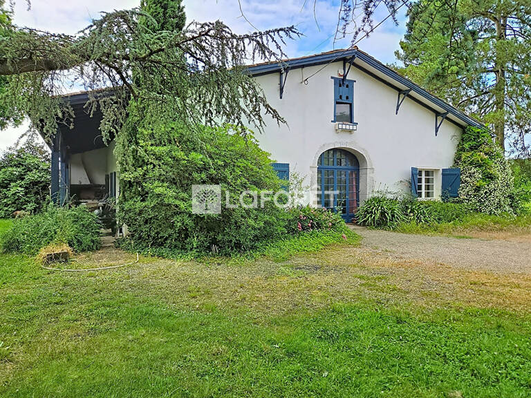 Maison Salies-de-Béarn 6 pièce(s) 137m² — photo 1