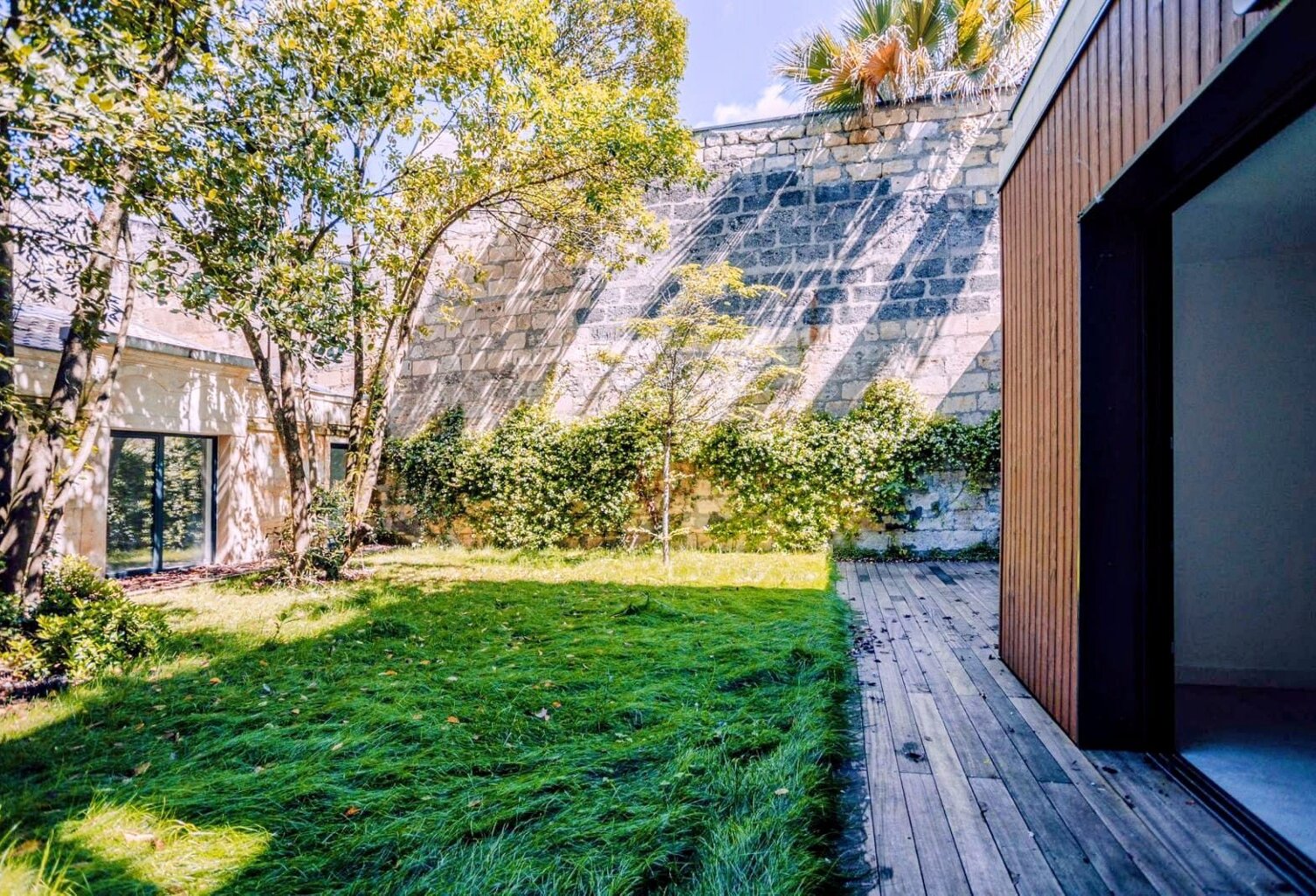 APPARTEMENT DE PRESTIGE 200 M² AVEC JARDIN PRIVÉ 135 M² ET D? — photo 1