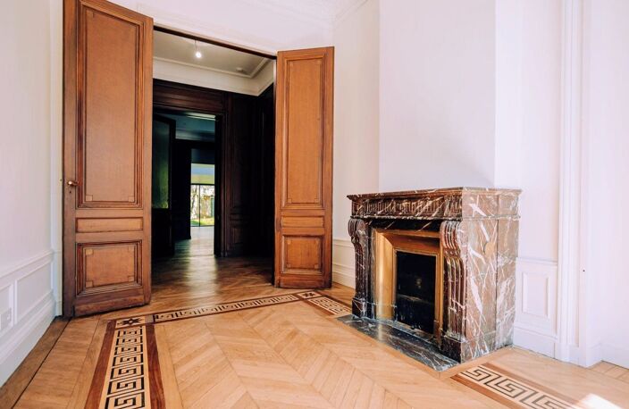 APPARTEMENT DE PRESTIGE 200 M² AVEC JARDIN PRIVÉ 135 M² ET D? — photo 5