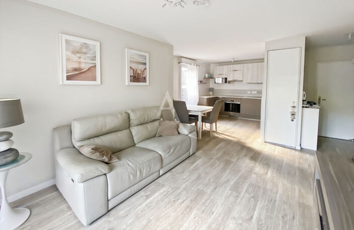 Appartement Jouy Le Moutier 3 pièce(s) — photo 2