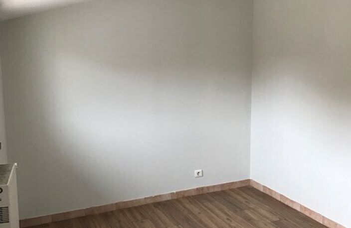 Appt. T2 CENTRE VILLE CASTELNAUDARY — photo 4