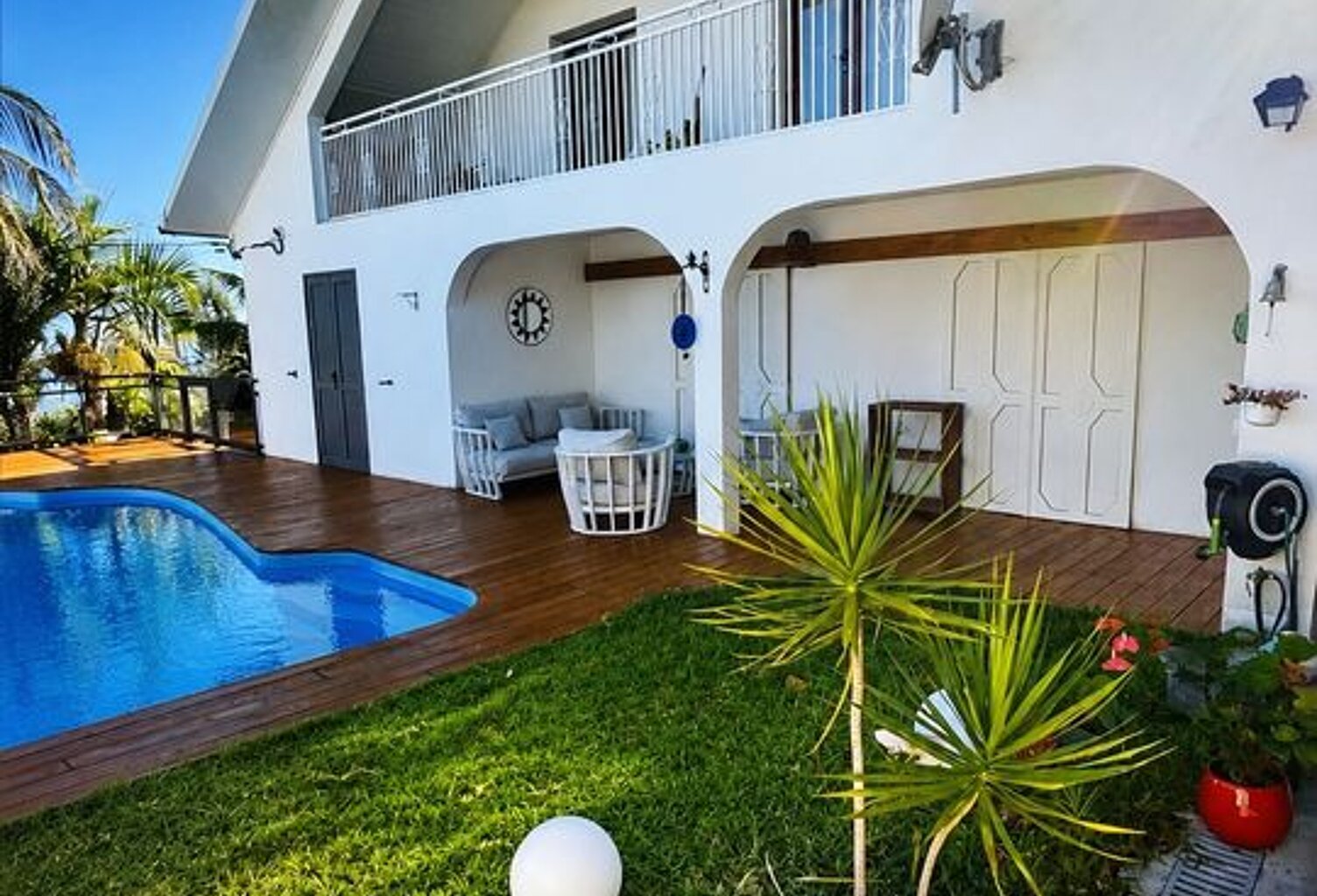 Villa d'exception avec piscine et vue panoramique sur l'océan — photo 1