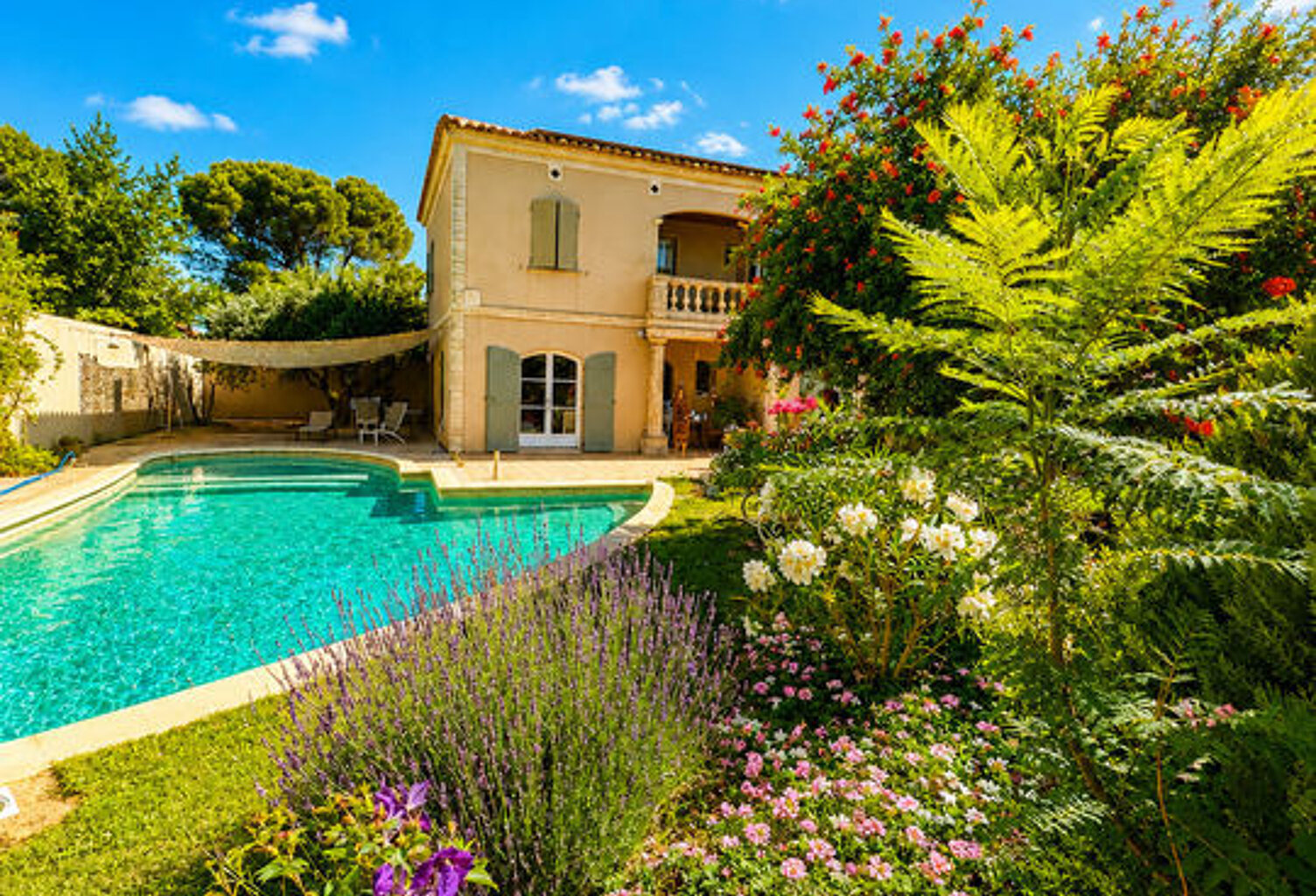 Villeneuve les Avignon,, Somptueuse maison 192m², terrain 1050 — photo 1