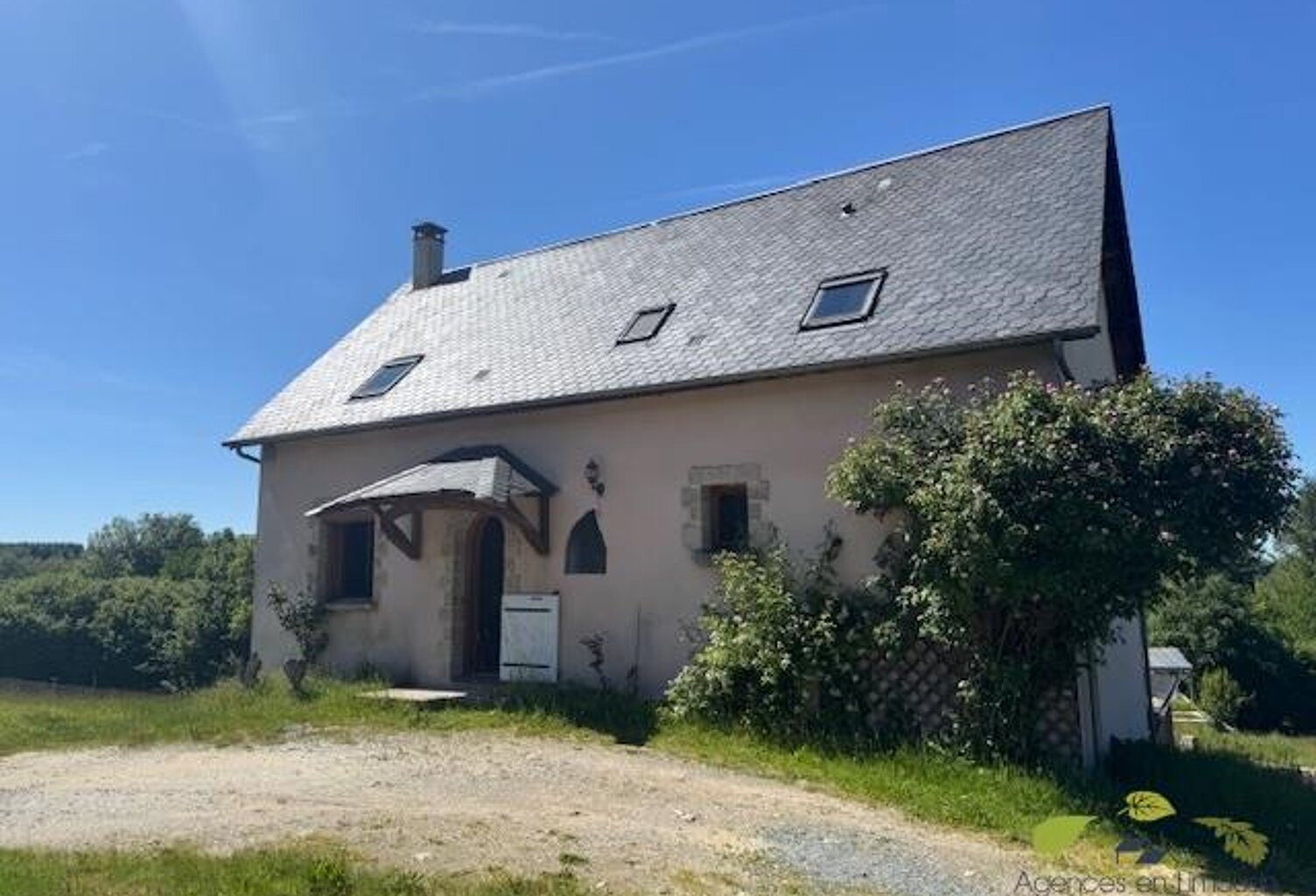 CORREZE — photo 1