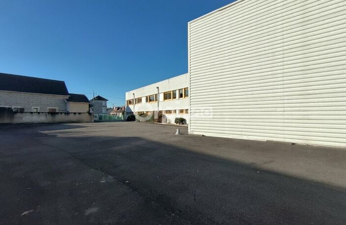 LOCAL PROFESSIONNEL A LOUER — photo 4