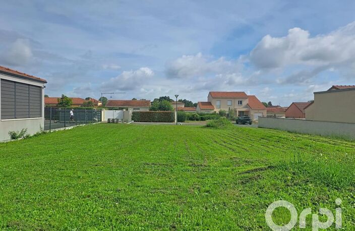 Terrain viabilisé à Bellerive Sur Allier 728 m2 — photo 4