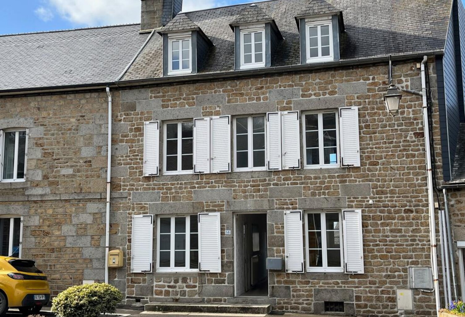 Maison en pierres de 140 m² – 6 chambres – Saint-Sever-Calvados (Noues-de-Sienne) — photo 1