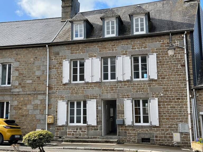 Maison en pierres de 140 m² – 6 chambres – Saint-Sever-Calvados (Noues-de-Sienne) — photo 1