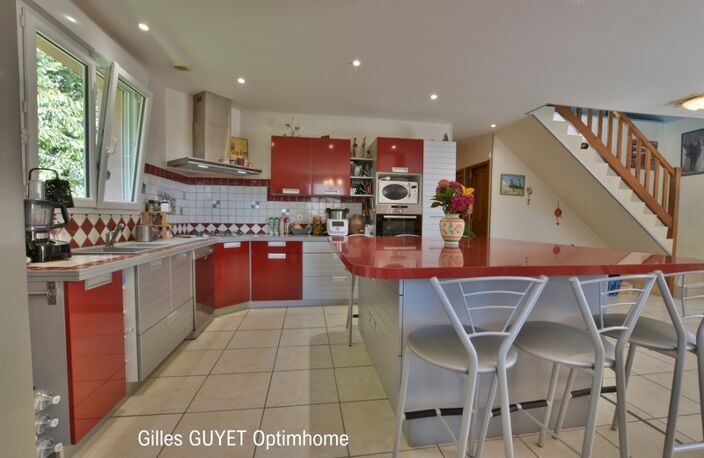 BERNAY,MAISON INDIVIDUELLE T9, DPE:C  177M  6 chambres. Terrain de 1000M² env. 309990€ — photo 4