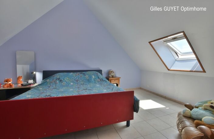 BERNAY,MAISON INDIVIDUELLE T9, DPE:C  177M  6 chambres. Terrain de 1000M² env. 309990€ — photo 5