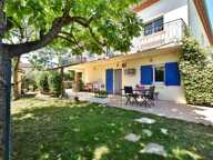 Élégante Bastide avec double habitation au calme, piscine et jardin paysager — photo 3