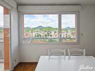 T3 5ème étage – Vue chaîne des Puys & balcon – Centre Clermont-Ferrand – DPE C / GES A — photo 3