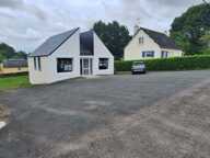 LOCAL COMMERCIAL 70 m² – EMPLACEMENT STRATÉGIQUE – GRAND PARKING – SAINT-JEAN-LA-POTERIE — photo 2
