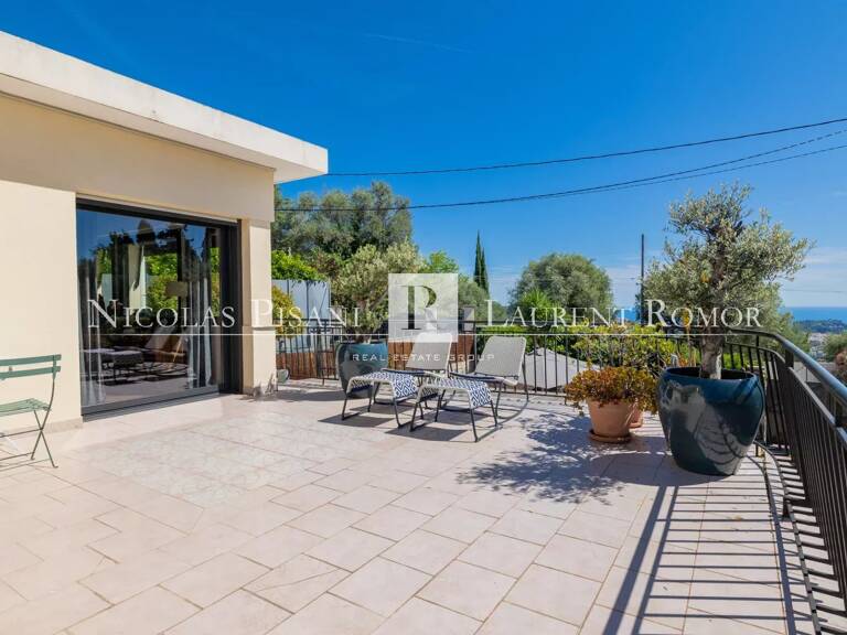 EXCLUSIVITÉ - APPARTEMENT PENTHOUSE - DERNIER ETAGE - PISCINE PR — photo 1