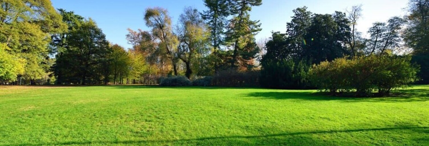 Terrain  1000 m² à vendre à Vayres (33870)