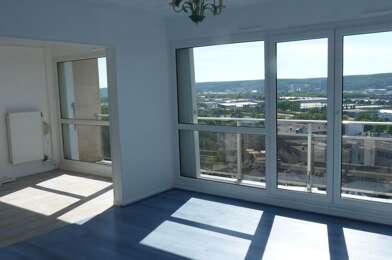 Appartement 3 pièces 830 €