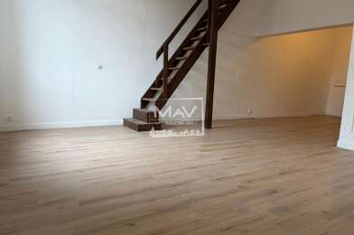 Appartement 3 pièces 700 €