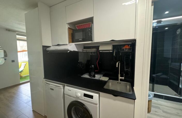 Appartement À Vendre — photo 2