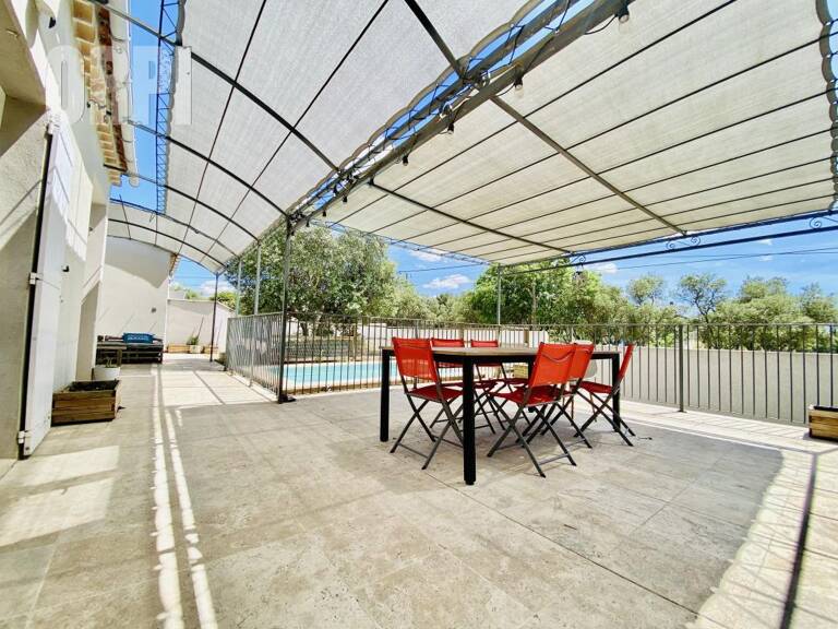 Villa de plain pied avec jardin, garage, bassin à deux pas de Beaumes de Venise ! — photo 1
