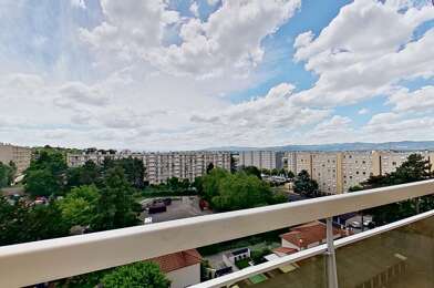 Appartement 5 pièces 244000 €