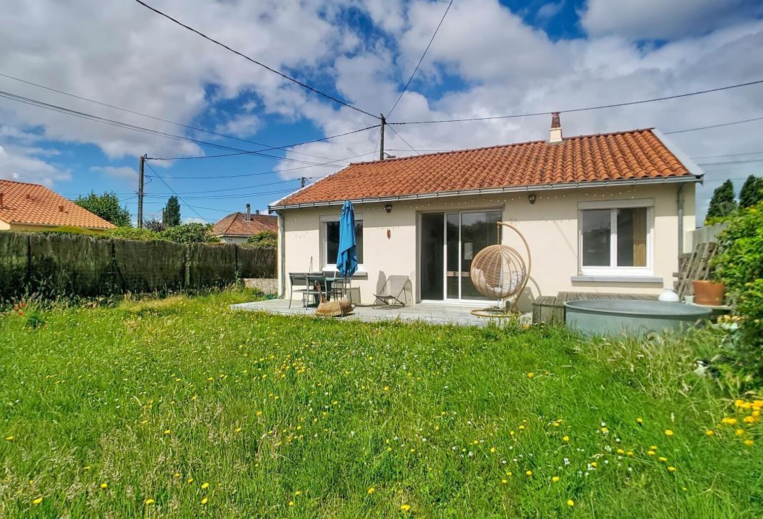 Maison À Vendre — photo 1