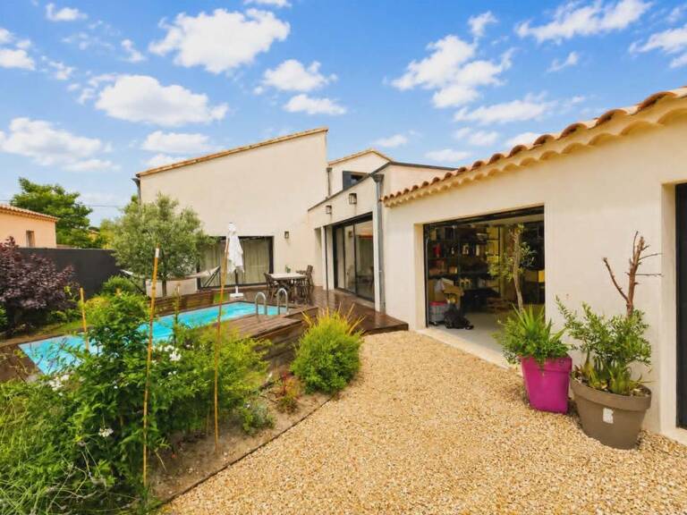 Maison À Vendre MONTFAVET - 3 chambres - Proche centre ville - Piscine — photo 1
