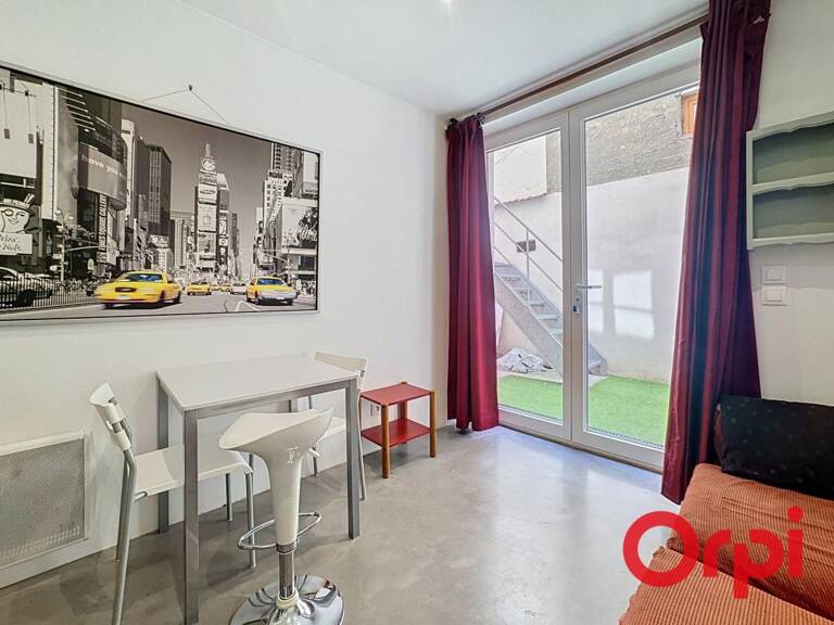 Appartement À Vendre — photo 1